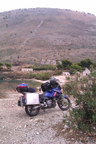 Albánií křížem krážem